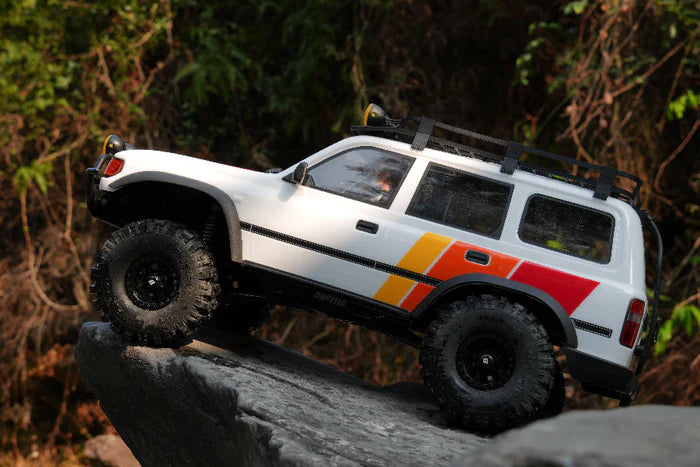 FairRC FCX10 1/10 Toyota LC80 Tri-Color Mod RS – Scale Trail Crawler with Custom Tri-Color Styling