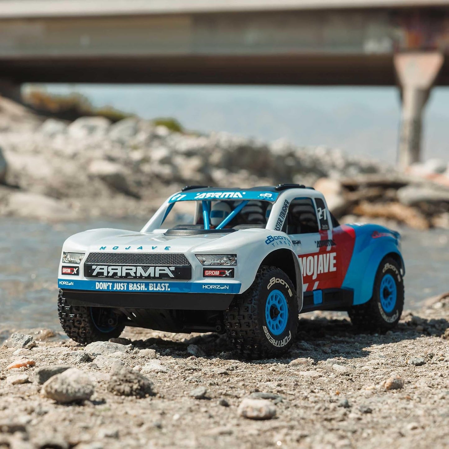 ARRMA Mojave GROM 223S BLX 1/16 4WD Ready to Run Brushless Desert Truck