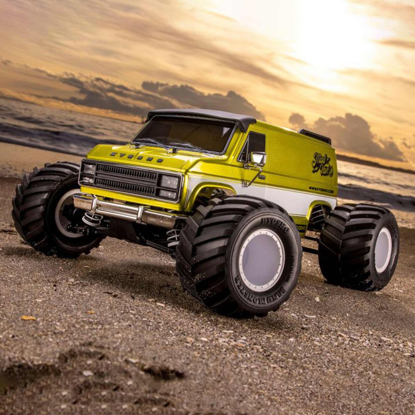 Kyosho 1/10 Mad Van Fazer Mk2 4WD Brushless RC Monster Truck – Gold