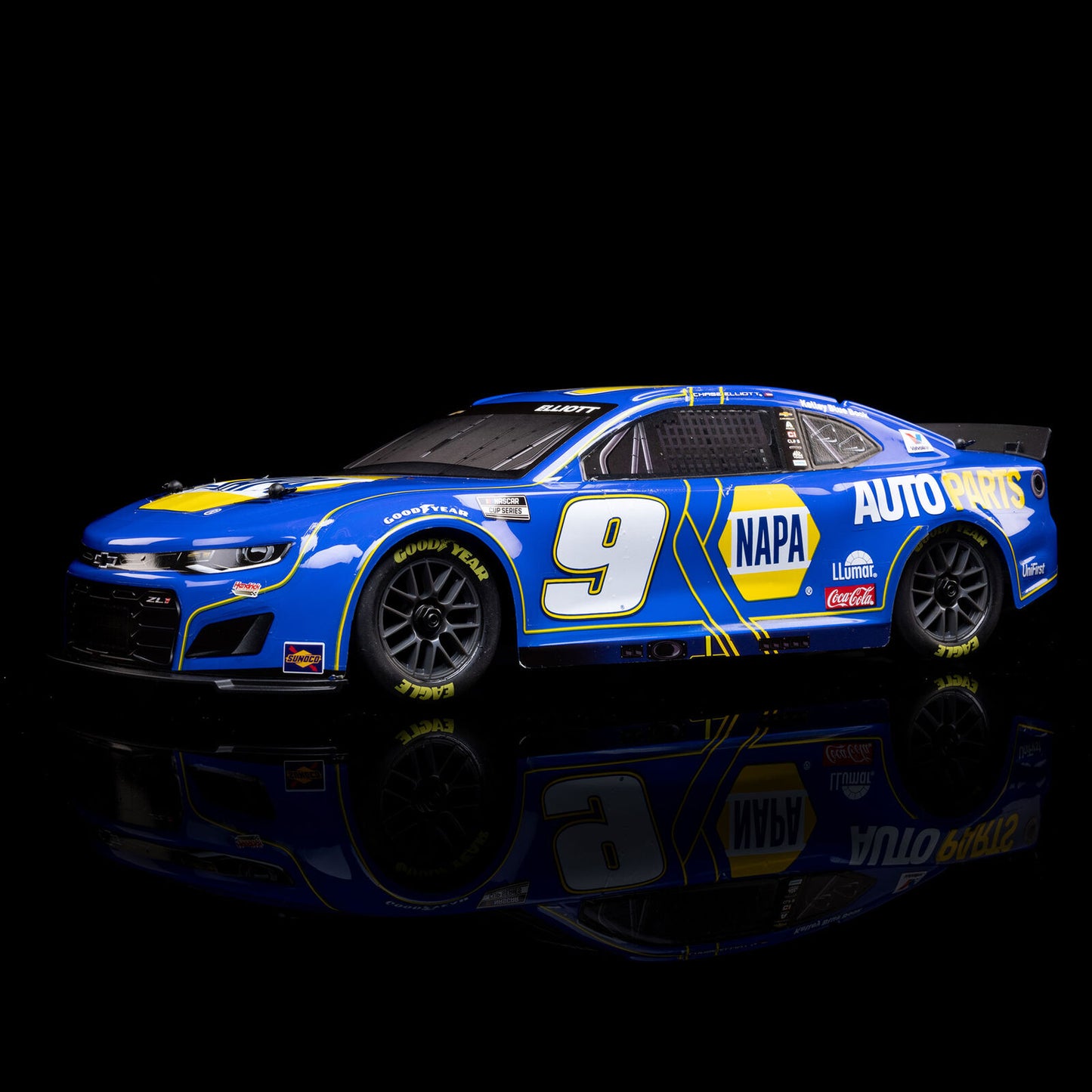 Losi 1/12 NASCAR Chase Elliott No. 9 NAPA 2025 Chevrolet Camaro ZL1 AWD RTR RC Race Car