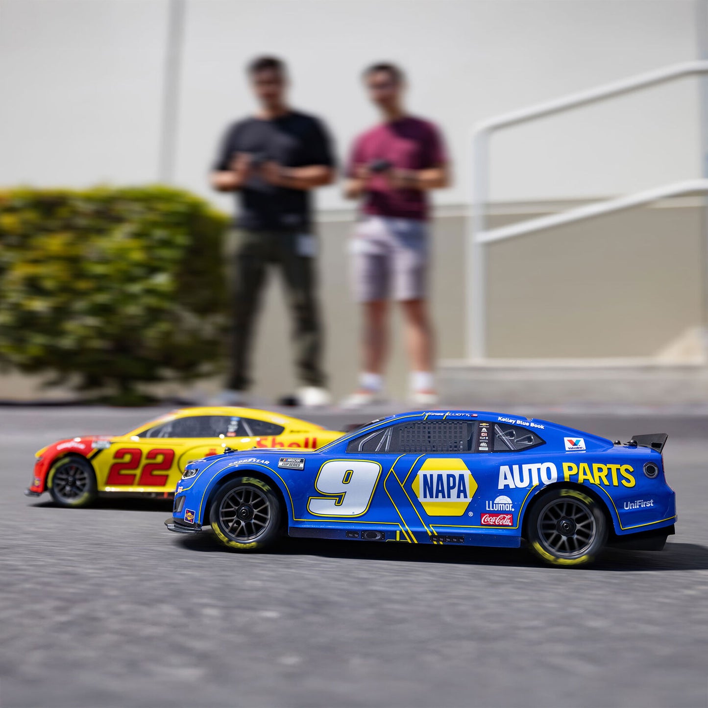 Losi 1/12 NASCAR Chase Elliott No. 9 NAPA 2025 Chevrolet Camaro ZL1 AWD RTR RC Race Car