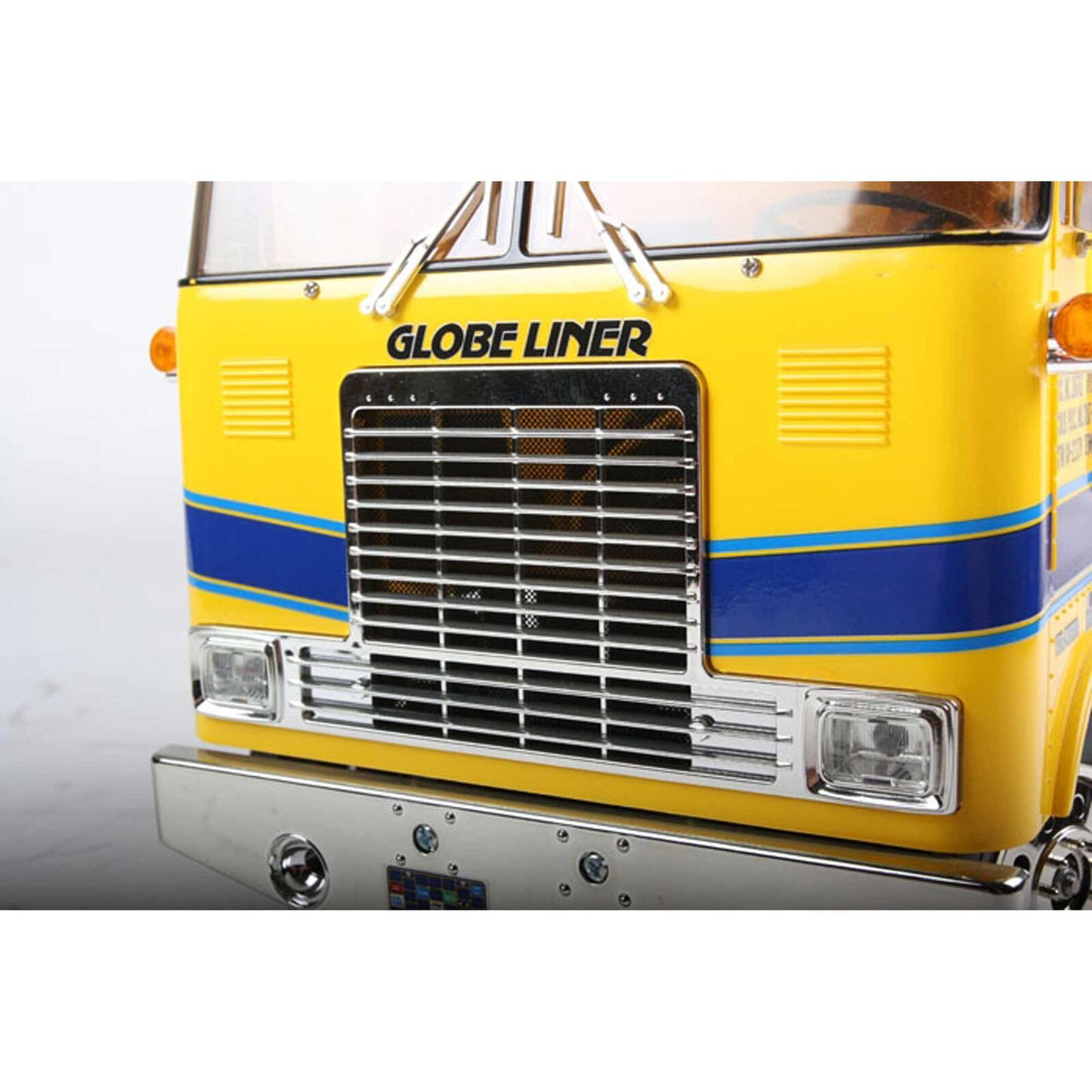 Tamiya 1/14 Globe Liner 2WD RC Semi Tractor Kit – Classic Cabover Scale Truck