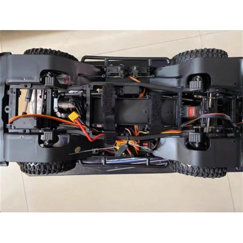YIKONG YK4107 PRO 1/10 2.4G 4WD Brushless RC Rock Crawler with Tank Turn and LED Lights