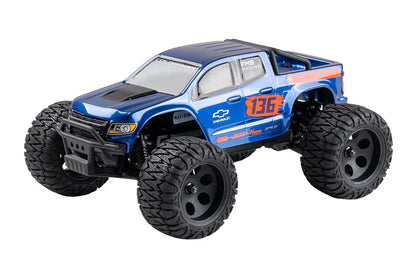 FMS 1/24 Chevrolet Colorado 4WD RTR off-road truck - front three-quarter view in blue body