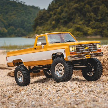 FMS FCX18 1/18 Chevrolet K10 RTR RC Truck – Scale Crawler with 2-Speed Transmission & LED Lights