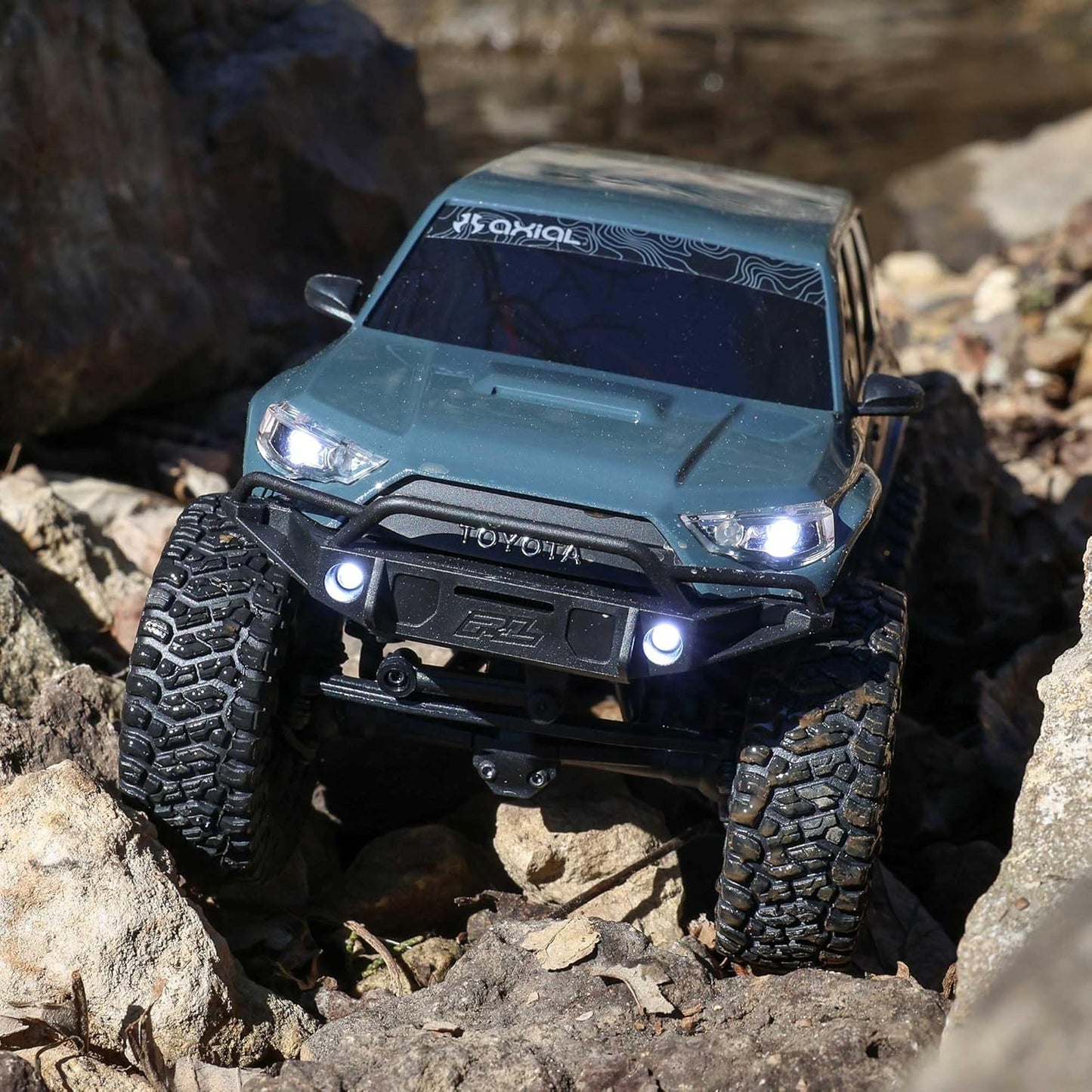 Axial SCX24 2024 Toyota 4Runner TRD Pro 1/24 4WD Ready-to-Run Rock Crawler
