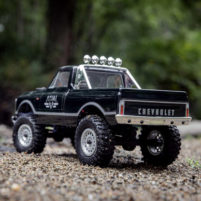 Axial SCX10 III Base Camp 1/10 Scale 4WD Brushed Rock Crawler – 1982 Chevrolet K10 Ready-to-Run