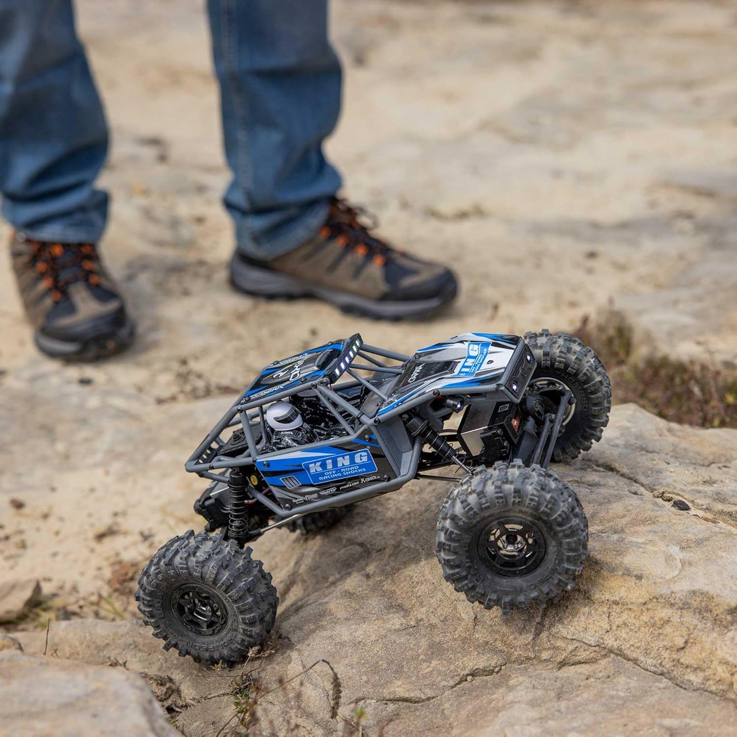 Axial 1/18 UTB18 Capra 4WS Unlimited Trail Buggy – Fully Equipped RTR