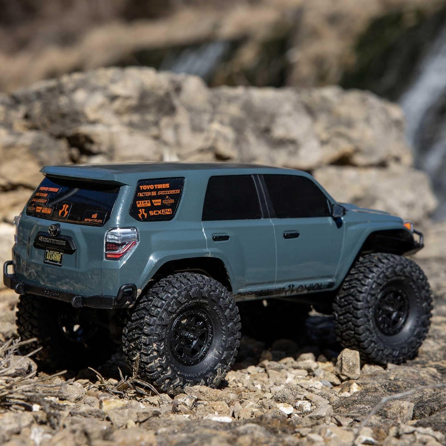 Axial SCX24 2024 Toyota 4Runner TRD Pro 1/24 4WD Ready-to-Run Rock Crawler
